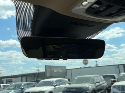 Used 2025 Acura MDX w/ Technology Package image 27