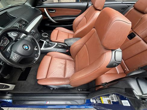 Used 2012 BMW 135i Convertible image 27