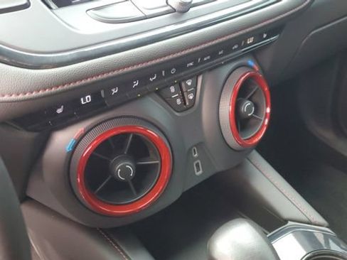 Used 2021 Chevrolet Blazer RS AWD/4WD image 15