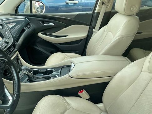 Used 2017 Buick Envision Essence FWD image 4
