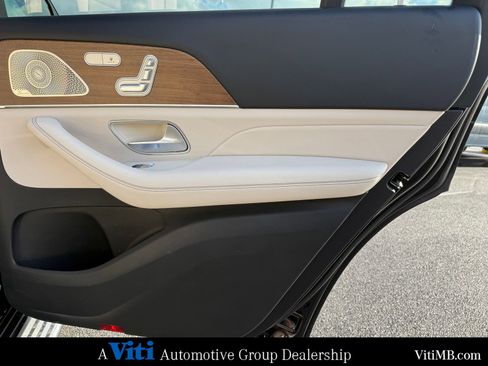 Certified 2022 Mercedes-Benz GLS 450 4MATIC image 26