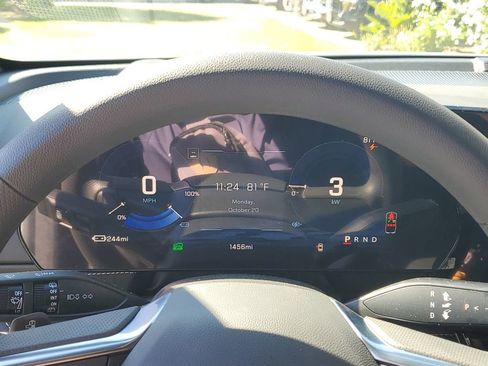 Used 2026 Chevrolet Blazer EV LT w/ Midnight/Sport Edition image 29