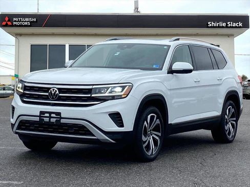 Used 2021 Volkswagen Atlas SEL Premium image 2