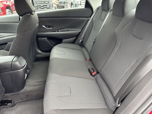 New 2026 Hyundai Elantra SE image 16