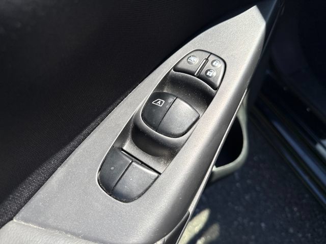 Used 2017 Nissan Sentra SV FWD image 23
