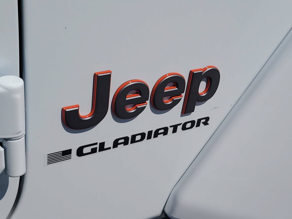 New 2026 Jeep Gladiator Mojave AWD/4WD image 8