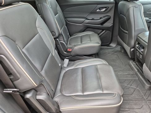 Used 2023 Chevrolet Traverse Premier w/ Redline Edition AWD/4WD image 21