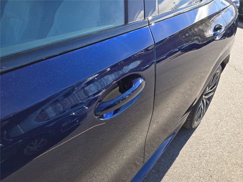 New 2026 BMW X6 M60i image 13