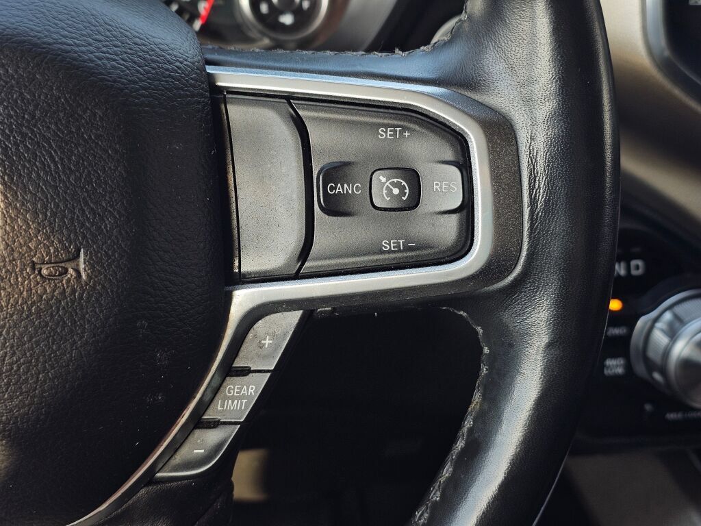 Used 2019 RAM 1500 Laramie AWD/4WD image 27