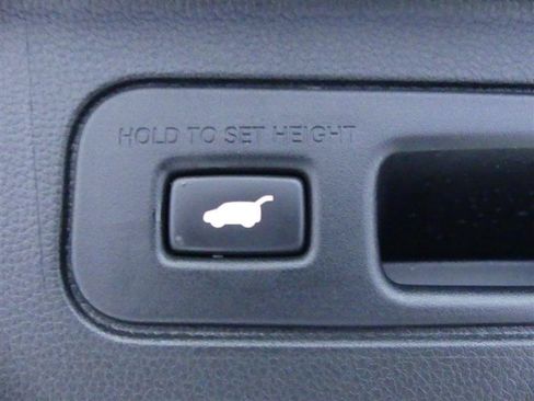 Used 2025 Honda Pilot Elite image 29