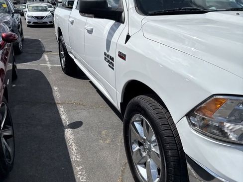 Used 2019 RAM 1500 Big Horn RWD image 4