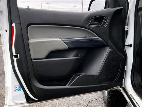 Used 2015 Chevrolet Colorado W/T image 21