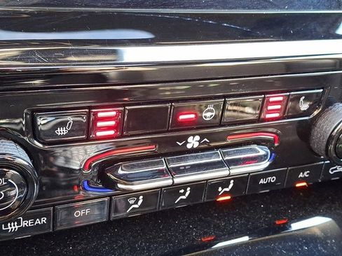 Certified 2024 Jeep Grand Cherokee Altitude image 30