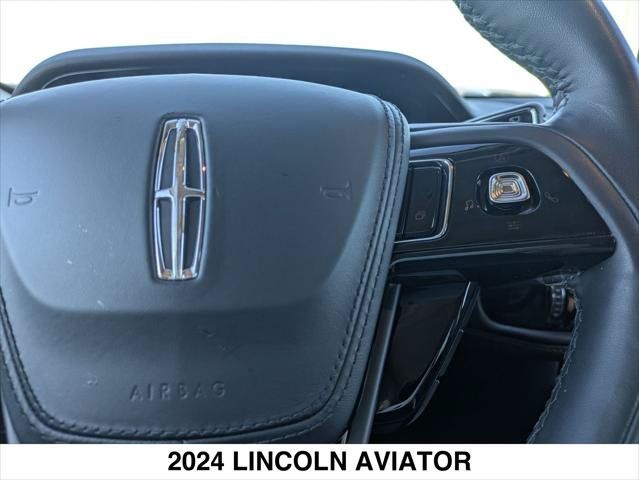 Used 2024 Lincoln Aviator Reserve RWD image 15
