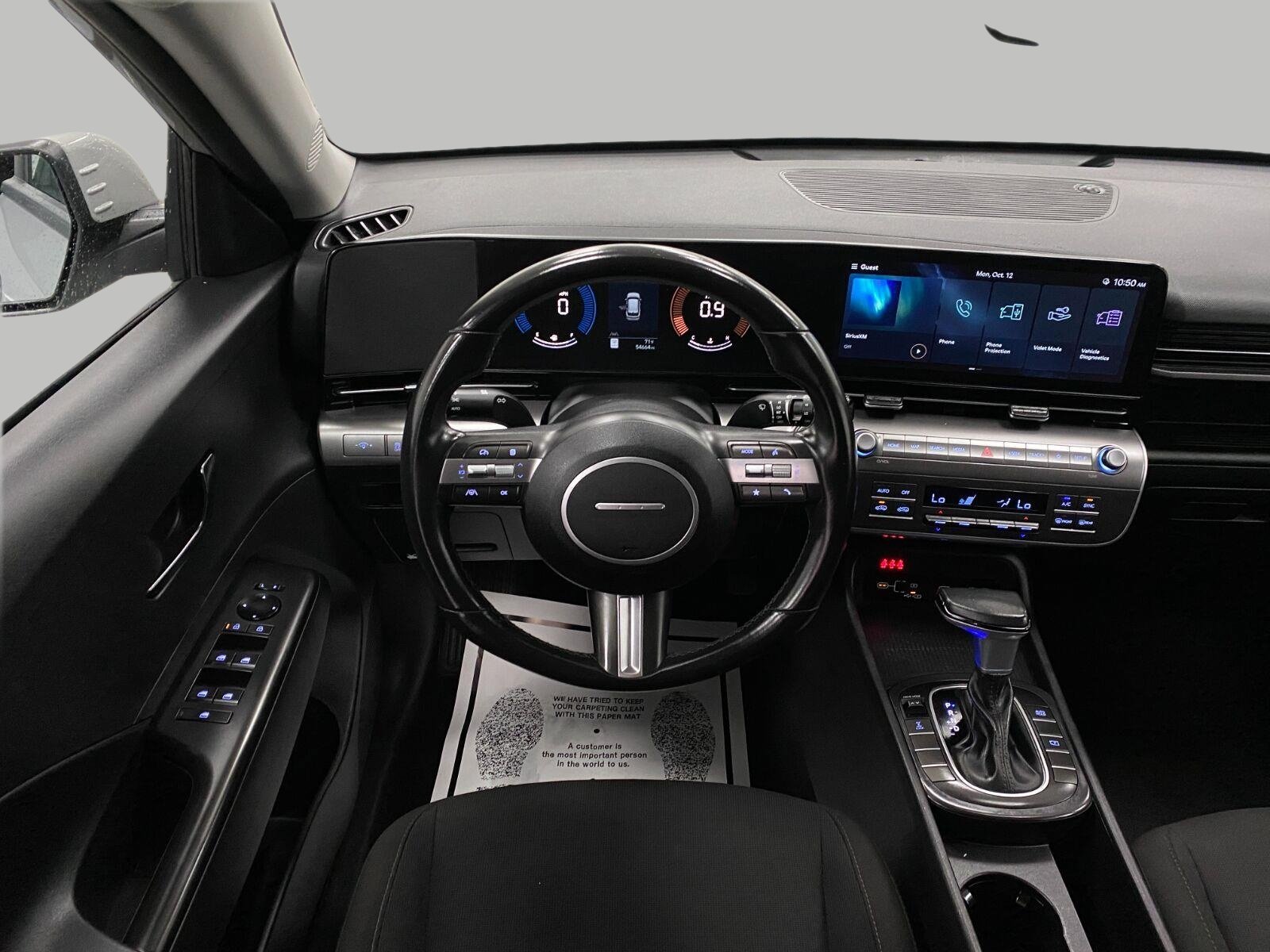 Certified 2024 Hyundai Kona SEL AWD/4WD image 12