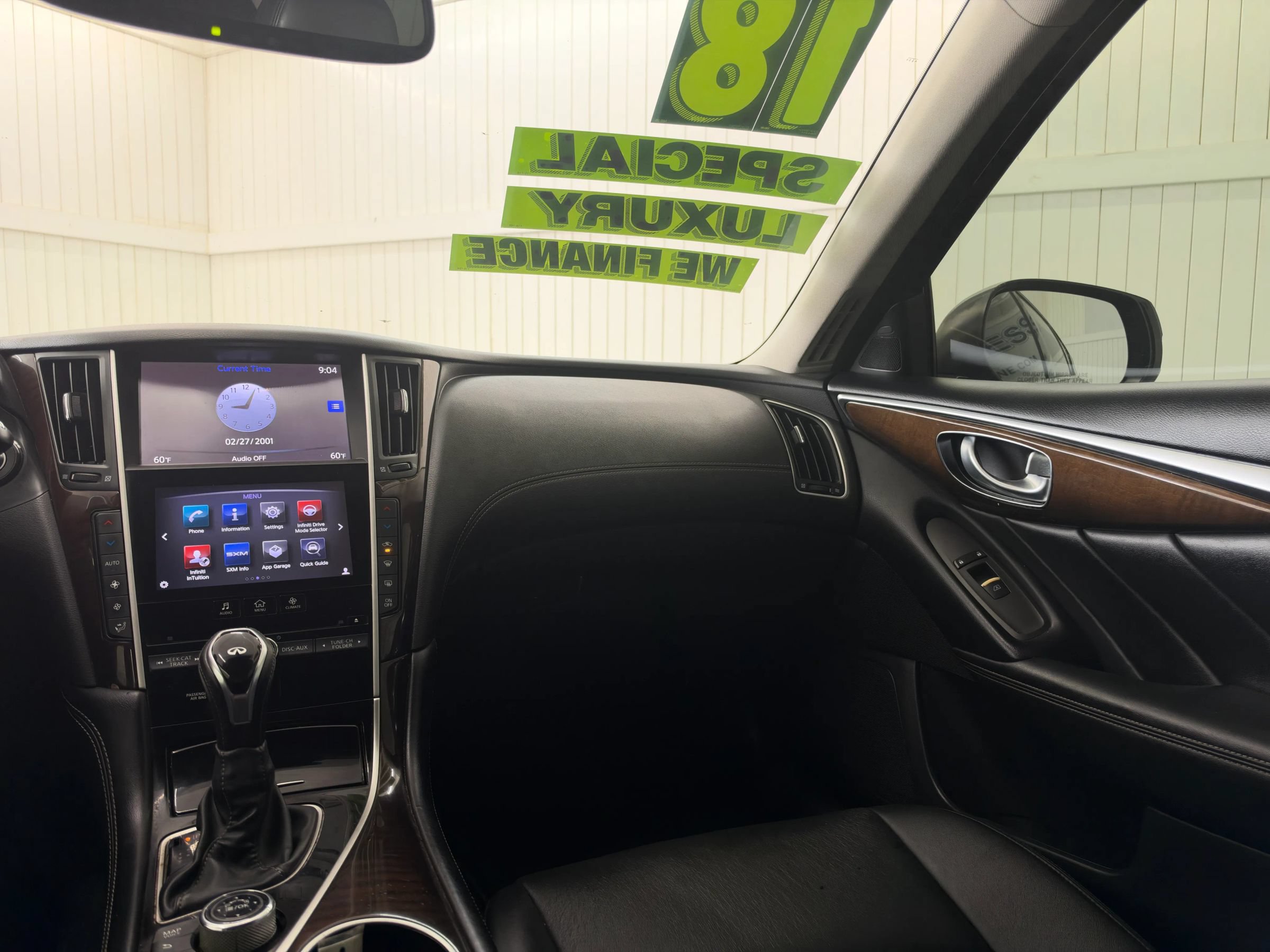 Used 2018 INFINITI Q50 Luxe w/ Essential Package (3.0T Luxe) RWD image 16