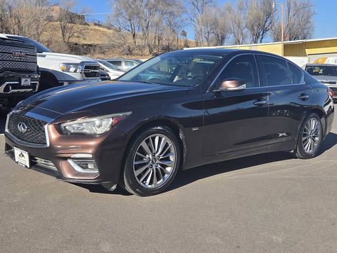 Used 2018 INFINITI Q50 Luxe w/ Essential Package (3.0T Luxe) image 3