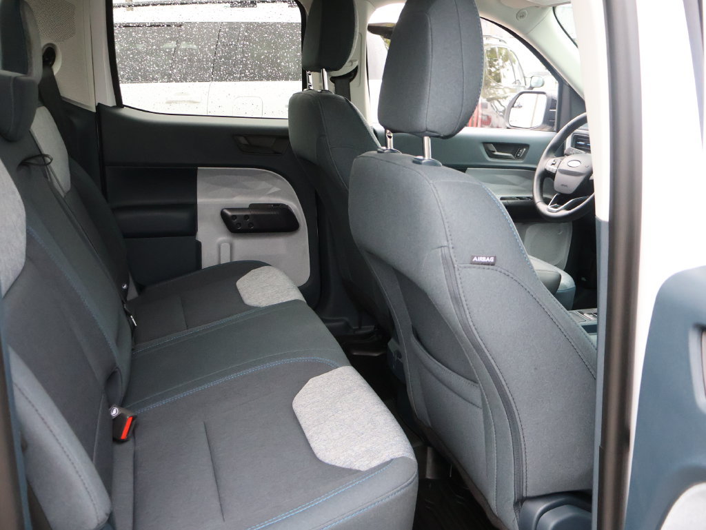 Used 2025 Ford Maverick XLT w/ XLT Luxury Package FWD image 11