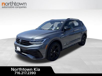Used 2023 Volkswagen Tiguan SE R-Line