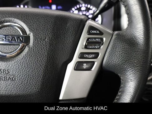 Used 2021 Nissan Titan SV w/ SV Convenience Package image 10