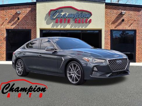 Used 2019 Genesis G70 3.3T Design RWD image 1