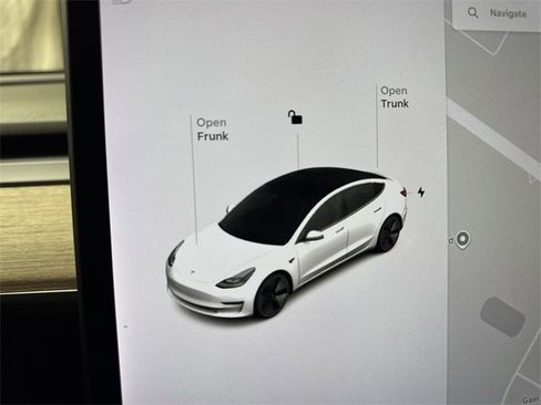 Used 2021 Tesla Model 3 Long Range image 16