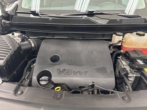 Used 2021 Chevrolet Traverse LS w/ LPO, Blackout Package image 38