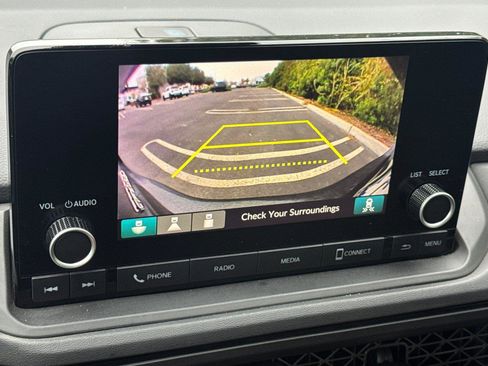 Certified 2025 Honda Accord SE image 18