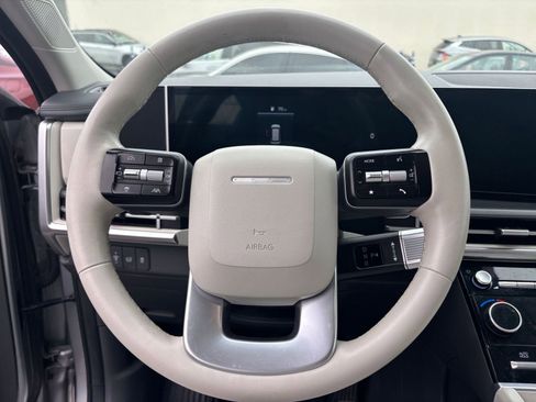 Used 2025 Hyundai Santa Fe SEL image 30
