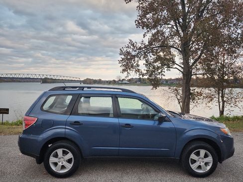 Used 2013 Subaru Forester 2.5X image 6