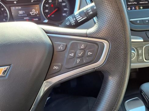 Used 2023 Chevrolet Equinox LT FWD image 19