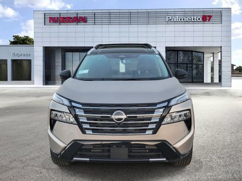 New 2026 Nissan Rogue Platinum w/ Platinum Premium Package image 2