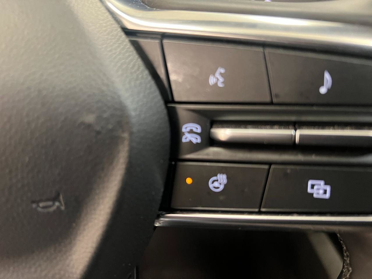 Used 2025 Chevrolet Equinox LT FWD image 52