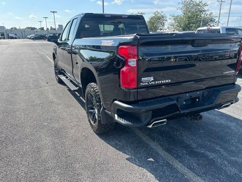 Used 2019 Chevrolet Silverado 1500 Custom Trail Boss w/ Custom Convenience Package AWD/4WD image 11