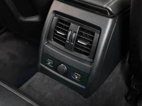Used 2015 BMW M3 RWD image 47
