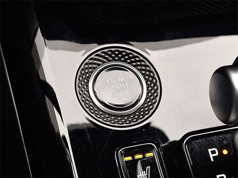 Used 2023 Kia Niro EX image 23