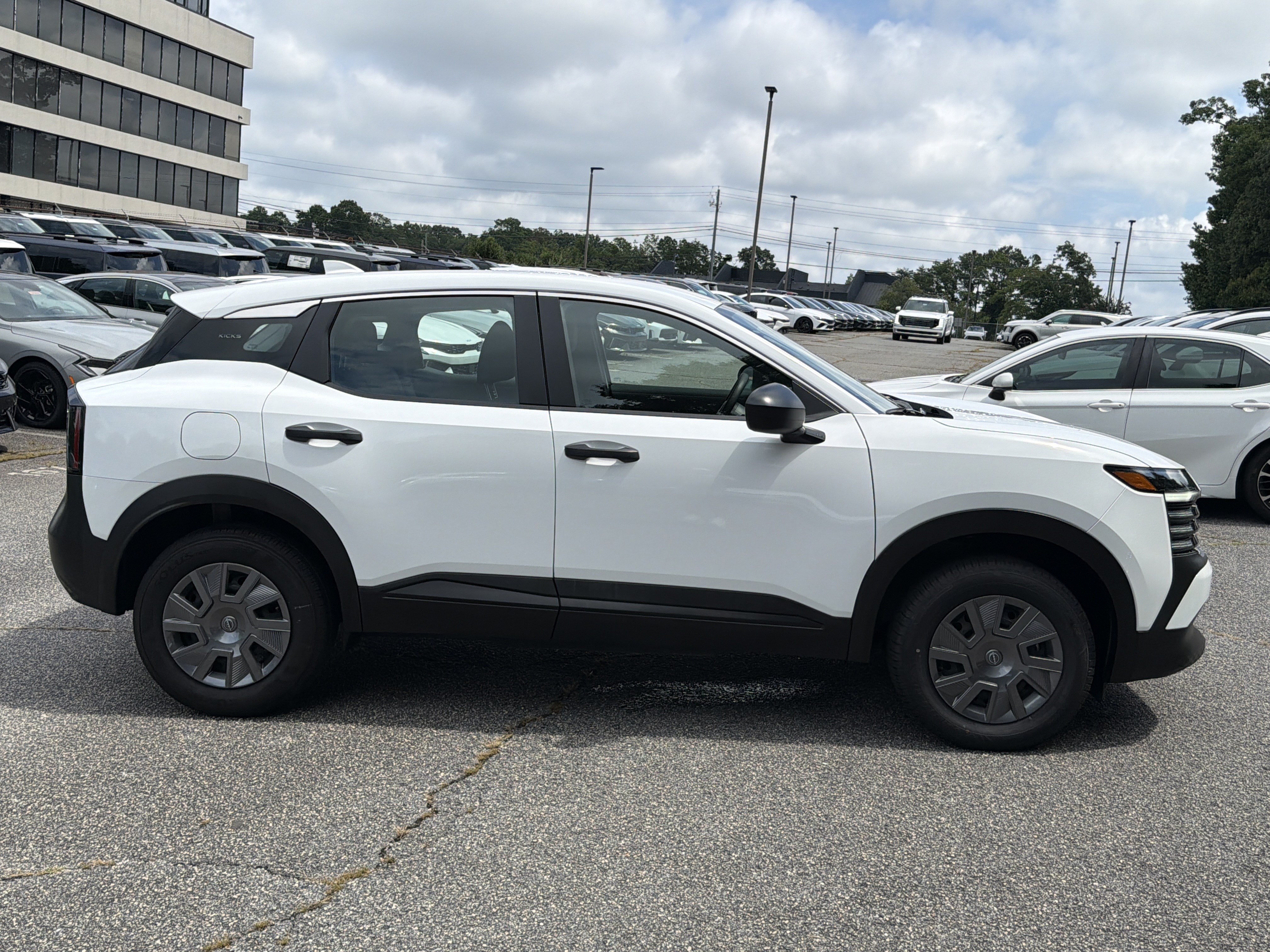 Used 2025 Nissan Kicks S FWD image 8