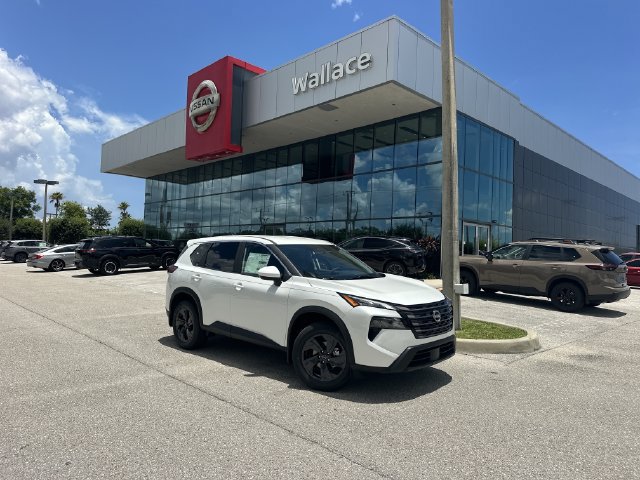 Used 2026 Nissan Rogue SV w/ Cold Weather Package FWD image 1