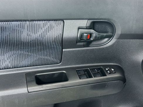 Used 2011 Scion xB image 16
