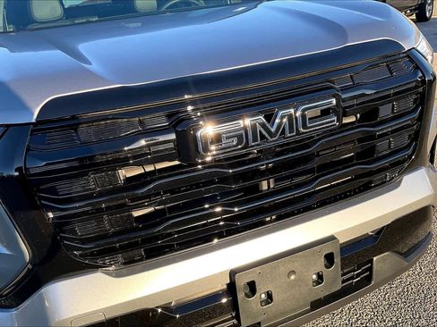 Used 2026 GMC Terrain Elevation w/ Elevation Premium Package image 52