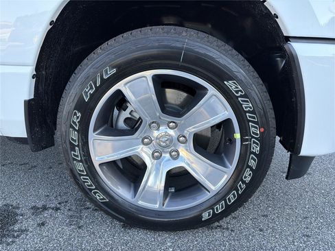 New 2026 RAM 1500 Express RWD image 11