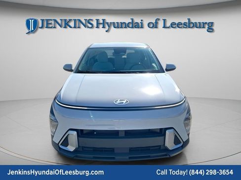 New 2026 Hyundai Kona SE image 11