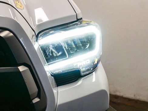 Used 2021 Toyota Tacoma TRD Pro image 7