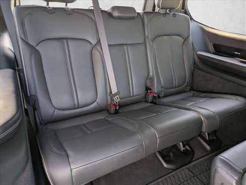 Used 2022 Jeep Grand Wagoneer Series II AWD/4WD image 23