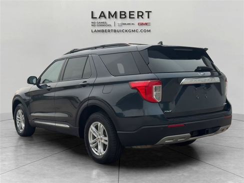 Used 2023 Ford Explorer XLT w/ Equipment Group 202A AWD/4WD image 3
