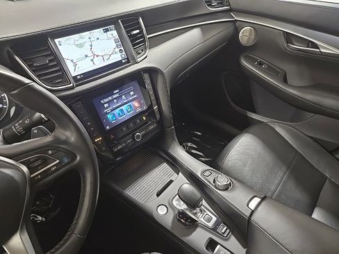 Used 2023 INFINITI QX55 Essential image 13