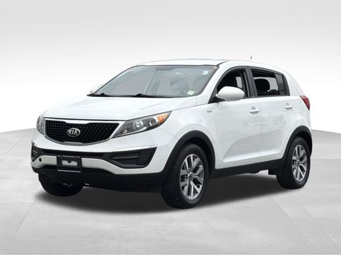Used 2016 Kia Sportage LX AWD/4WD image 3