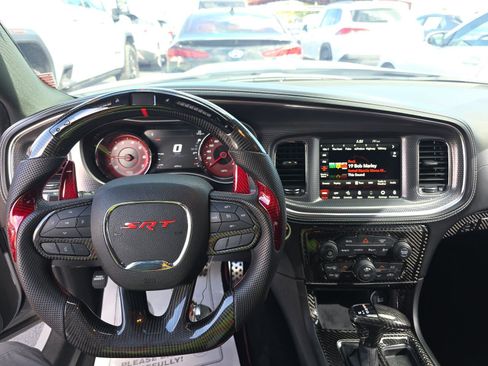 Used 2022 Dodge Charger SRT Hellcat w/ Harman/Kardon Audio Group image 18