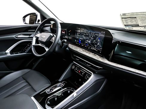 New 2025 Audi Q5 Premium Plus image 5