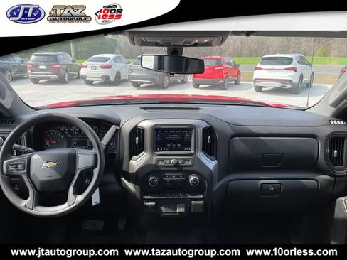 Used 2020 Chevrolet Silverado 1500 Custom w/ Custom Value Package AWD/4WD image 14